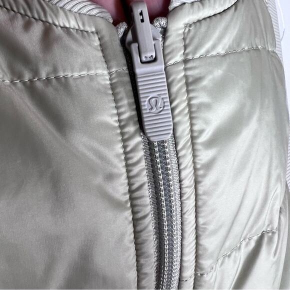 Lululemon Sz 4 Non-Stop Bomber Vest  Reversible - Picture 4 of 10